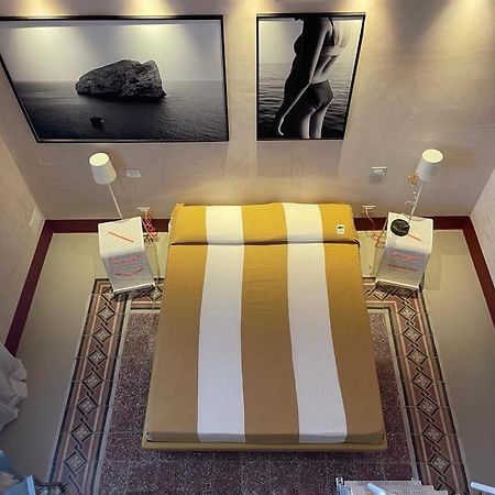 Labottega - Camere مارينا دي بييتراسانْت المظهر الخارجي الصورة