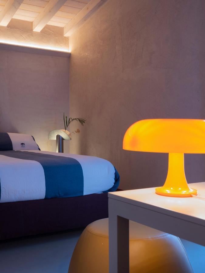 Labottega - Camere مارينا دي بييتراسانْت المظهر الخارجي الصورة
